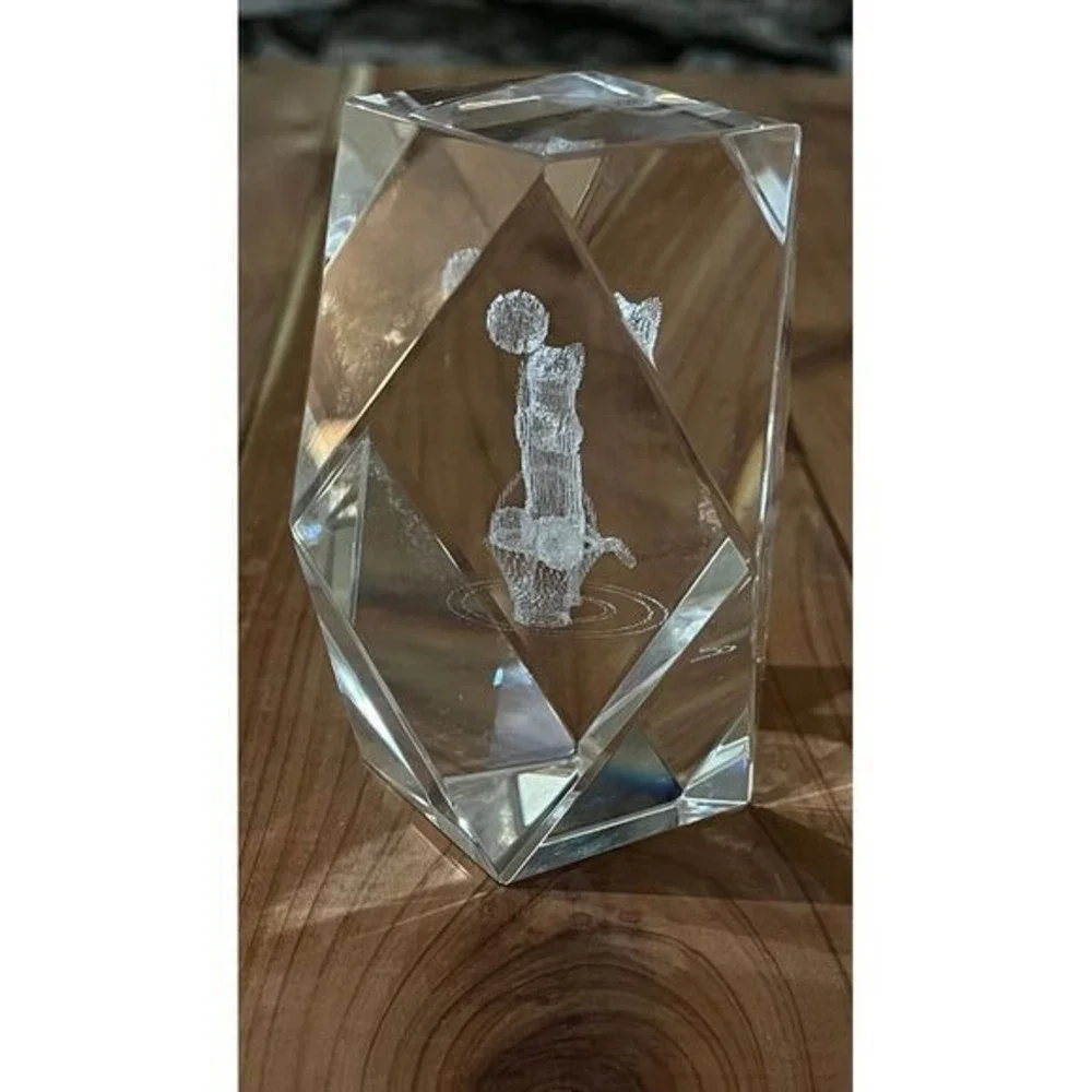 Cat 3D laser etched crystal glass Cube Kitten/Cat Statue, Paper Weight
